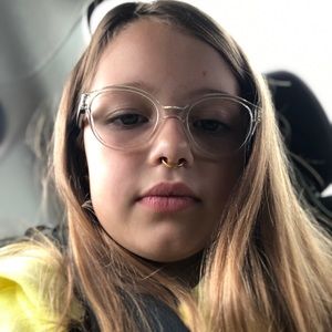 Meet your Posher, Zoe